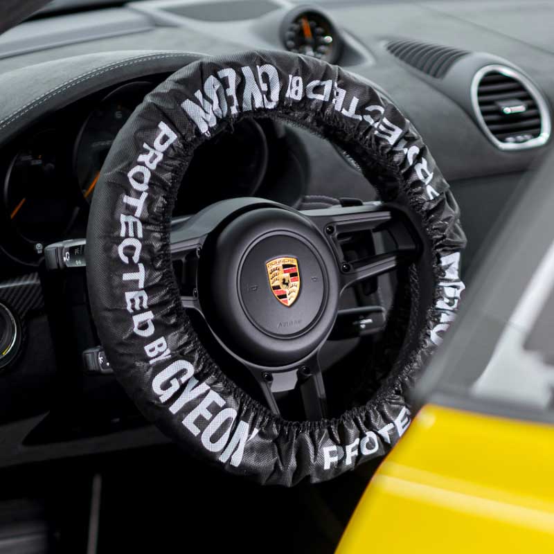 Gyeon Q2M Steering WheelCover - Ochranný návlek na volant